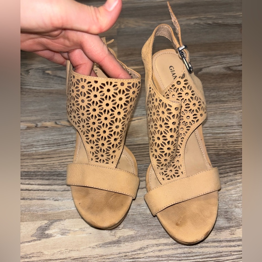 Gianni Bini wedges